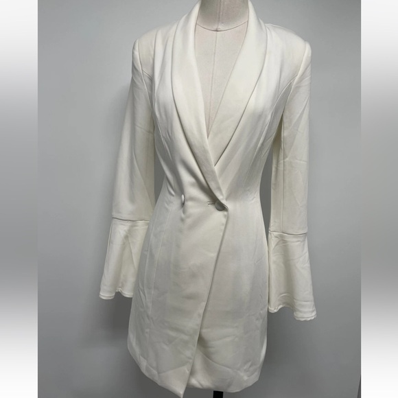 NBD Women's V Neck Bell Sleeve Como La Flor Ivory White Suit Dress Size XS - Picture 3 of 9